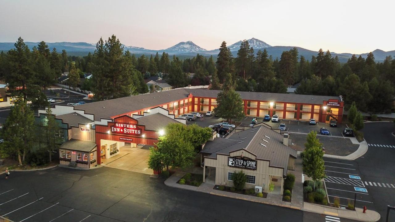 Sisters Inn & Suites Exterior foto